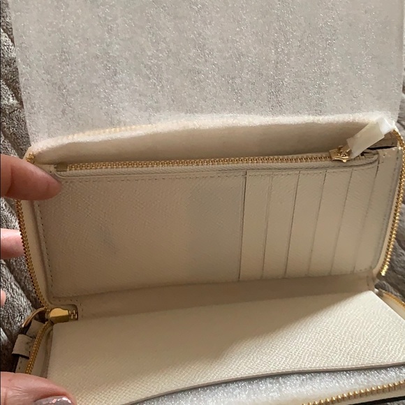 Coach wallet/wristlet - Picture 5 of 5